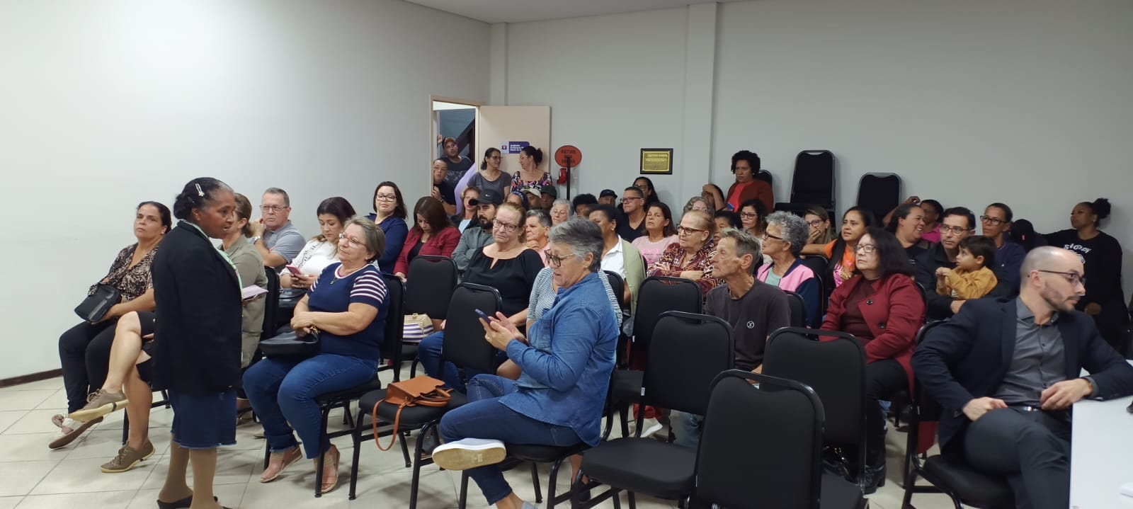 Sindicato reúne os 54 ex-empregados do “Hospital Senhor Bom Jesus” de Araquari